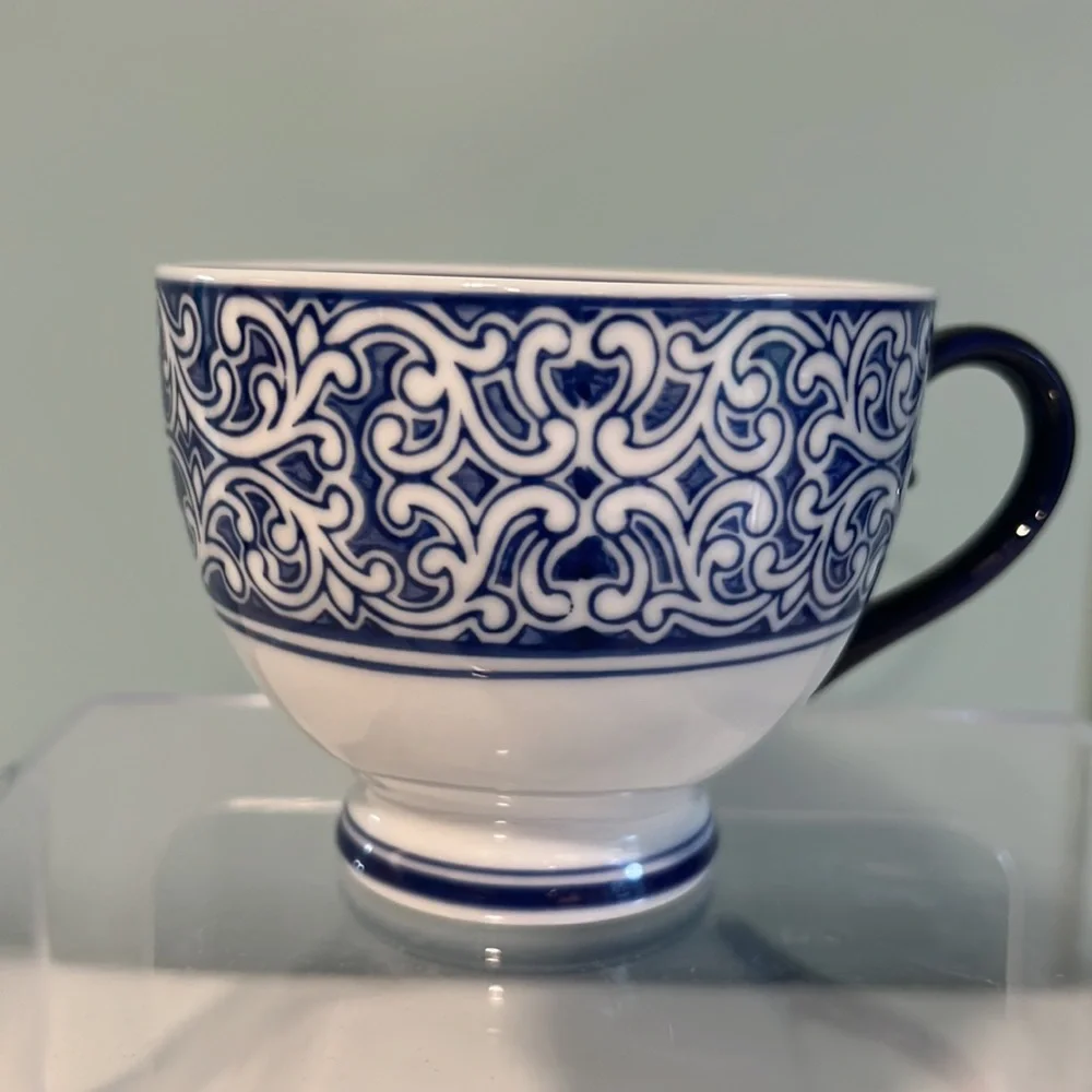 Yokohama Studio Anthropologie Blue & White Cup. 10‎ oz. Excellent Condition.